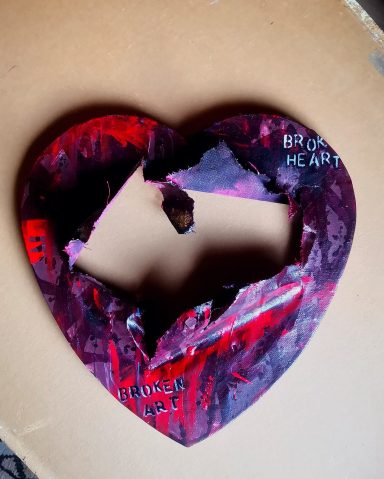 broken (he)art
